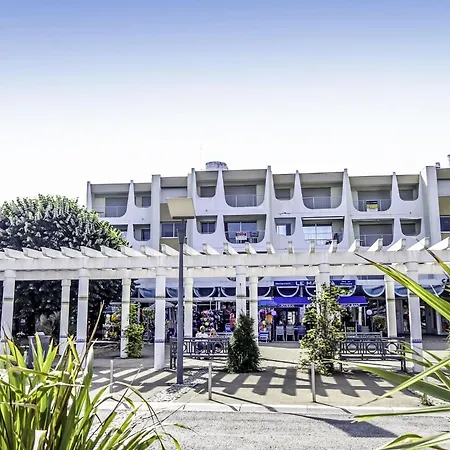 Apartment De Palais-8 By Interhome